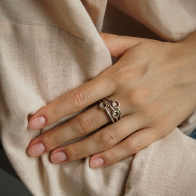 Silver ring with diamonds: Sweet moment