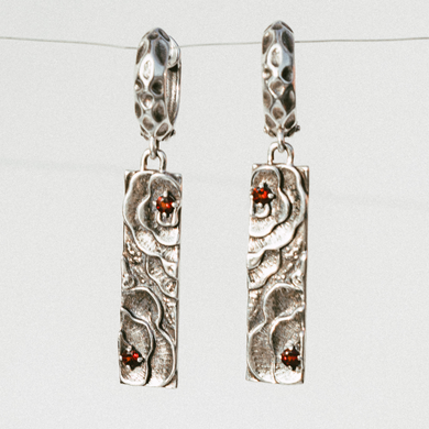 Silver earrings: Roses