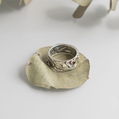 Silver ring: Roses